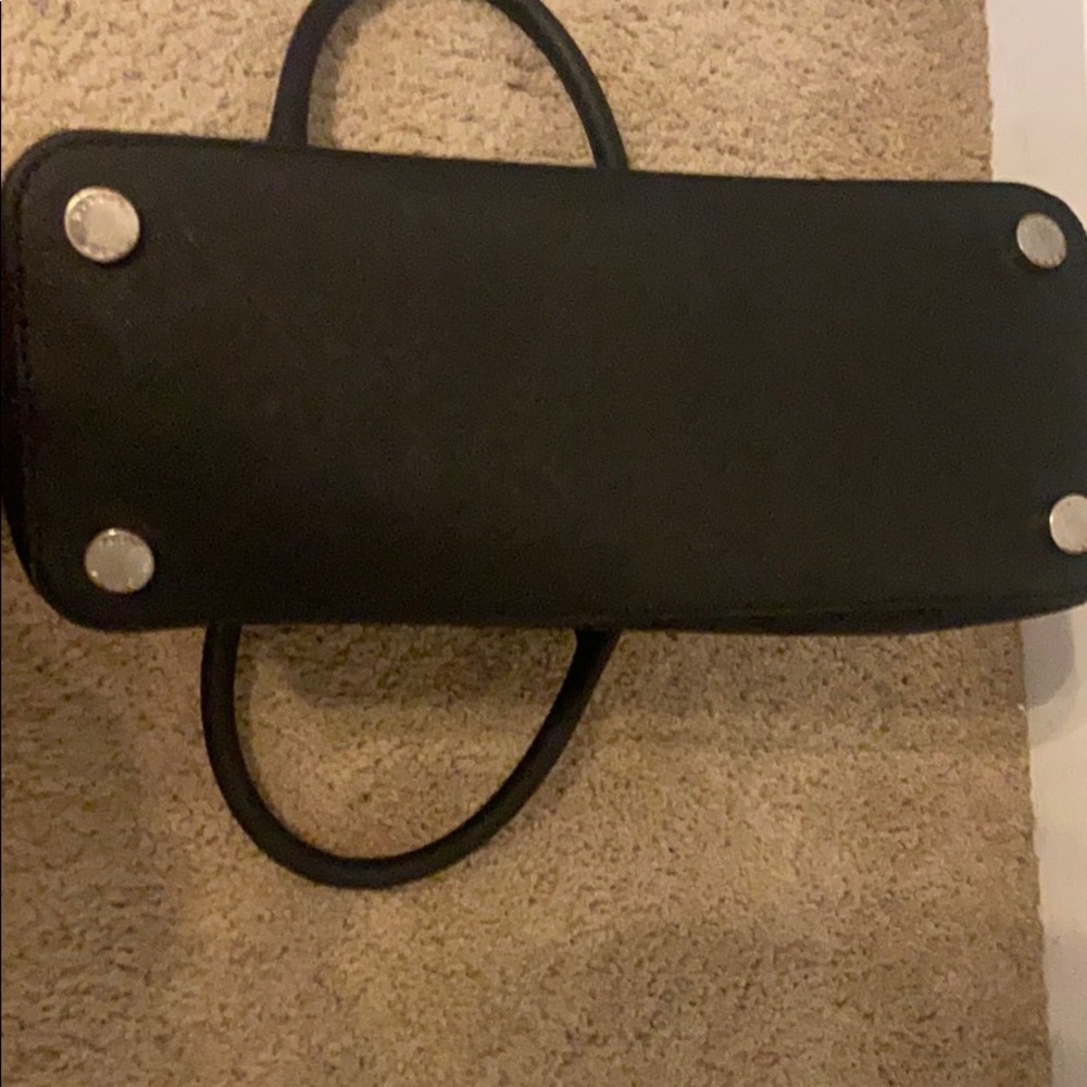 Michael Kors purse - Picture 7 of 9